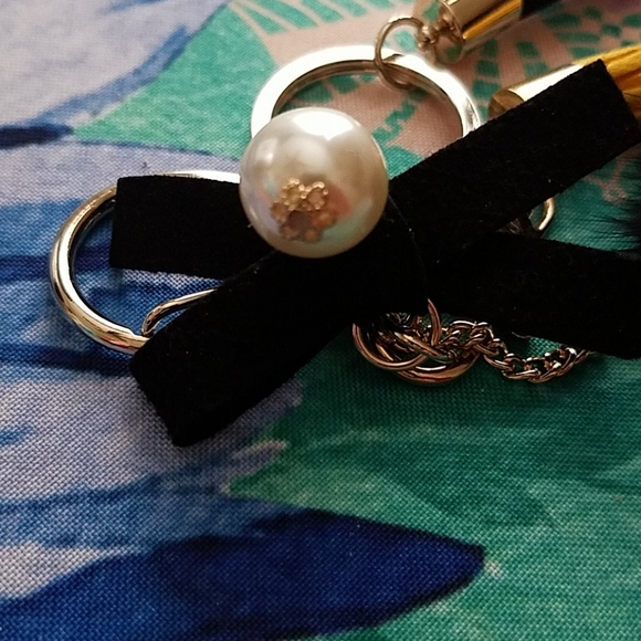 Boho Double Interacting Tassel and Pearl Keychain - Picture 2 of 9